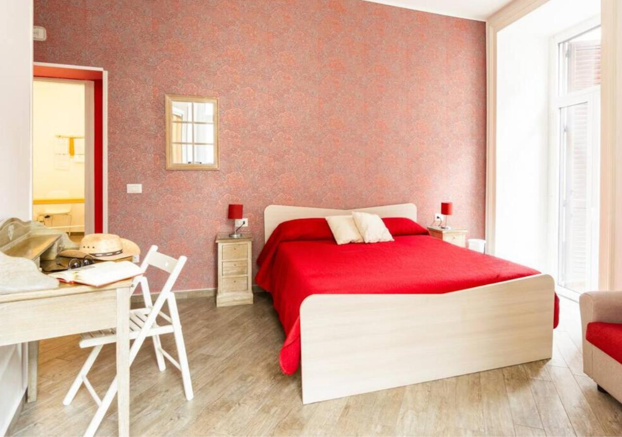B&B Da Ary Colorful Rooms Napoli Ngoại thất bức ảnh