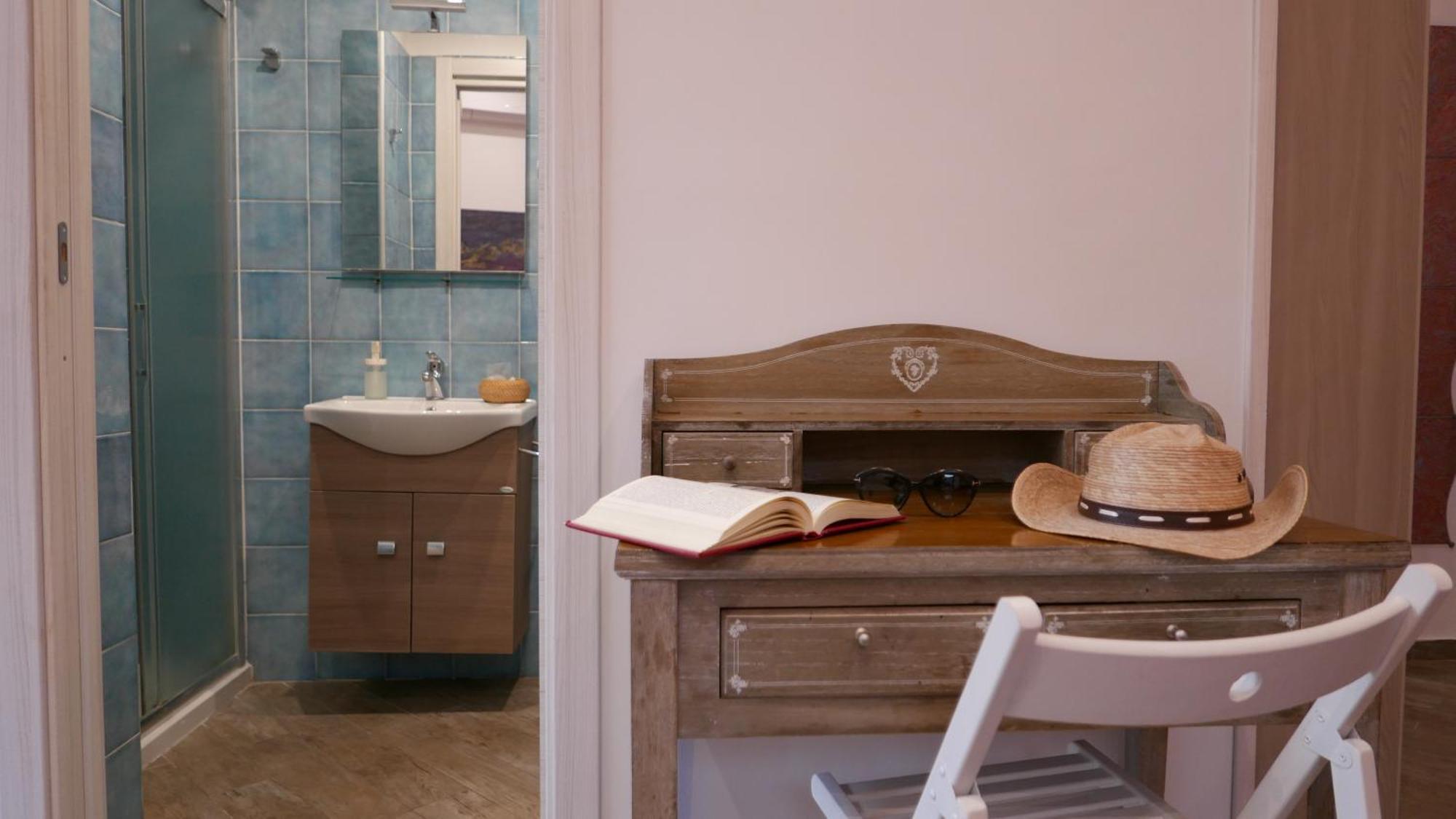 B&B Da Ary Colorful Rooms Napoli Ngoại thất bức ảnh
