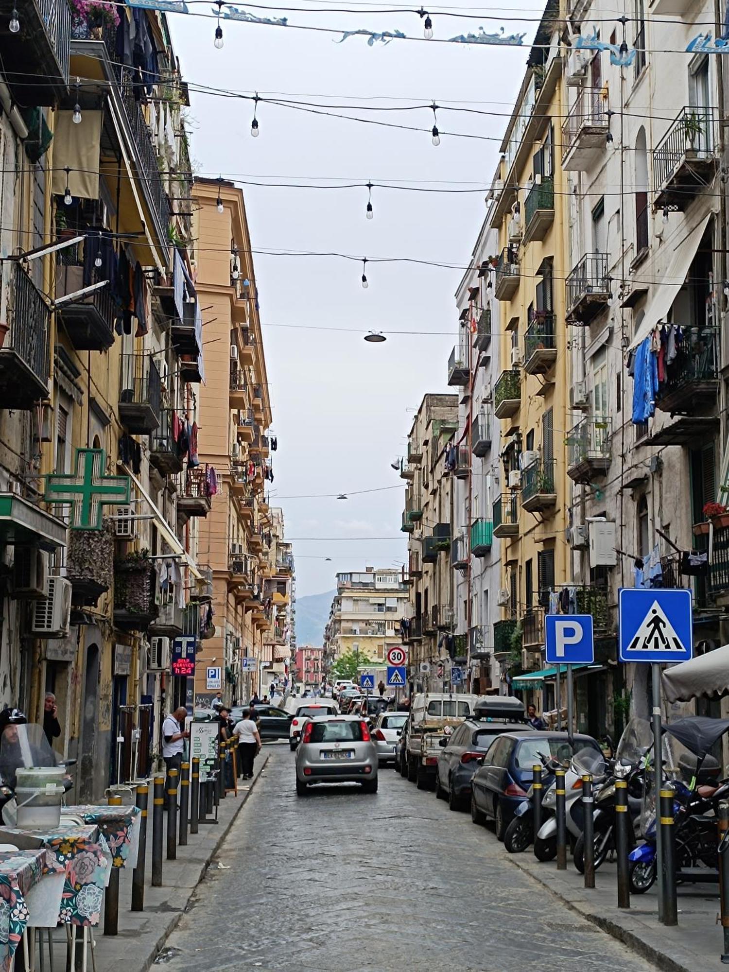 B&B Da Ary Colorful Rooms Napoli Ngoại thất bức ảnh